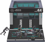 1:43 F1 Mercedes AMG W15 2024 PIT Pass Diorama Hamilton racing automotive car collectible