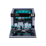 1:43 F1 Mercedes Amg W15 2024 Pit Pass Diorama Russell - Diecast Model car Collectables