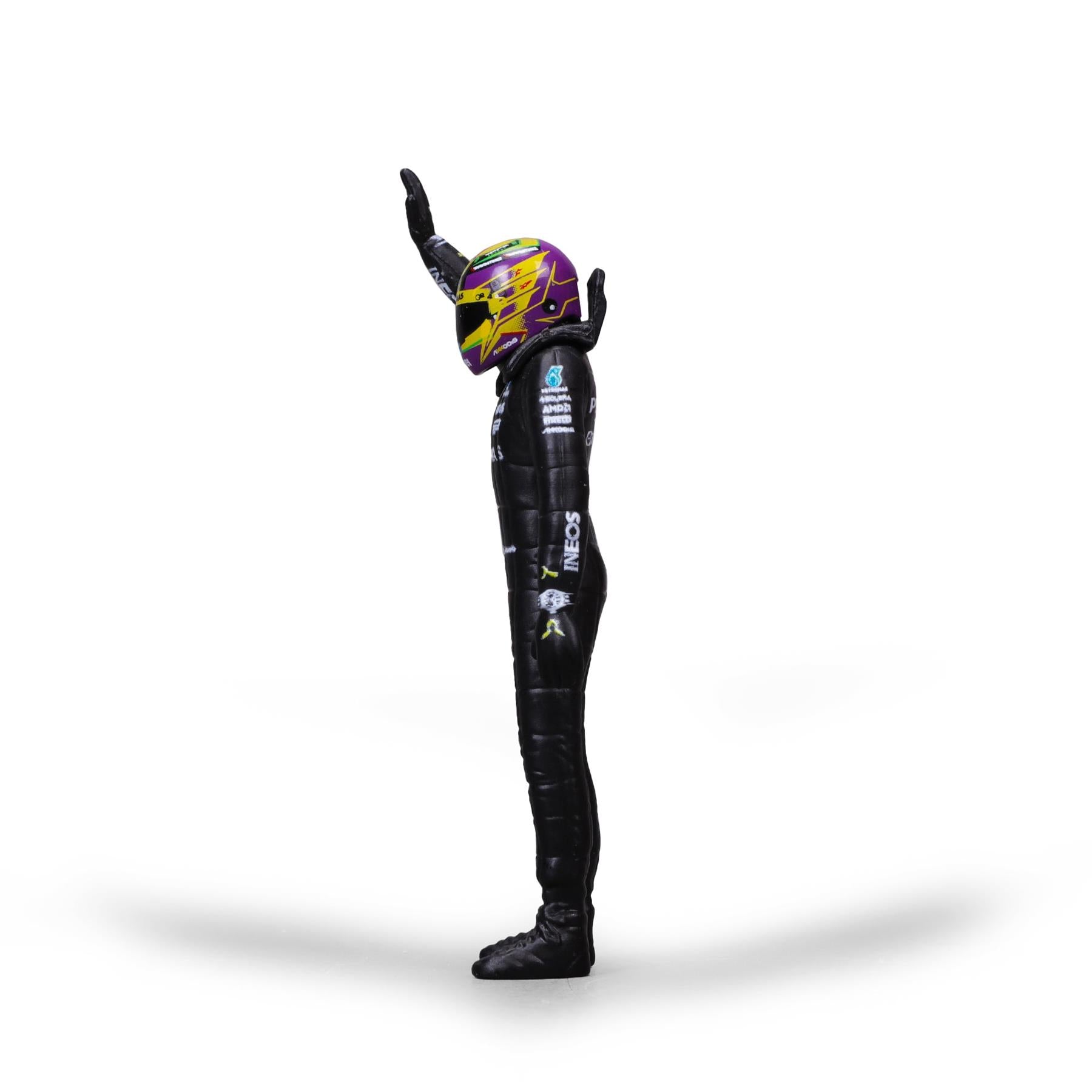 F1 MERCEDES AMG W14 2023 WITH DRIVER FIGURE HAMILTON 1:24