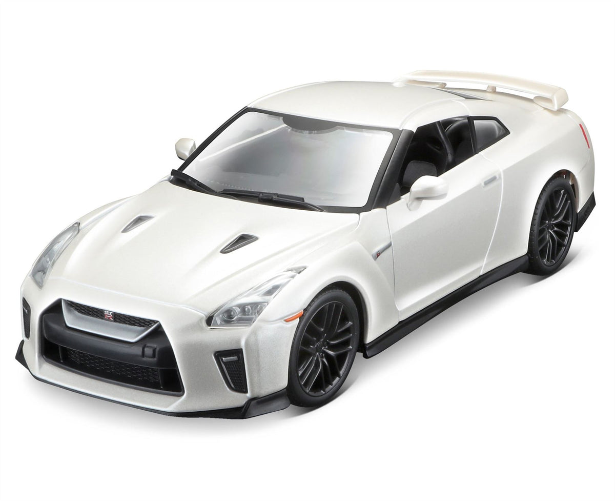 1:24 Nissan Gt-R 2017 White  - Diecast Model car Collectables Burago